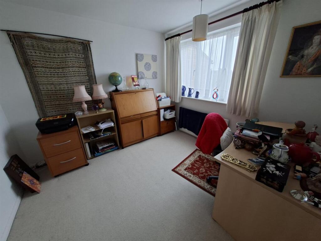 House in Northampton - View 5