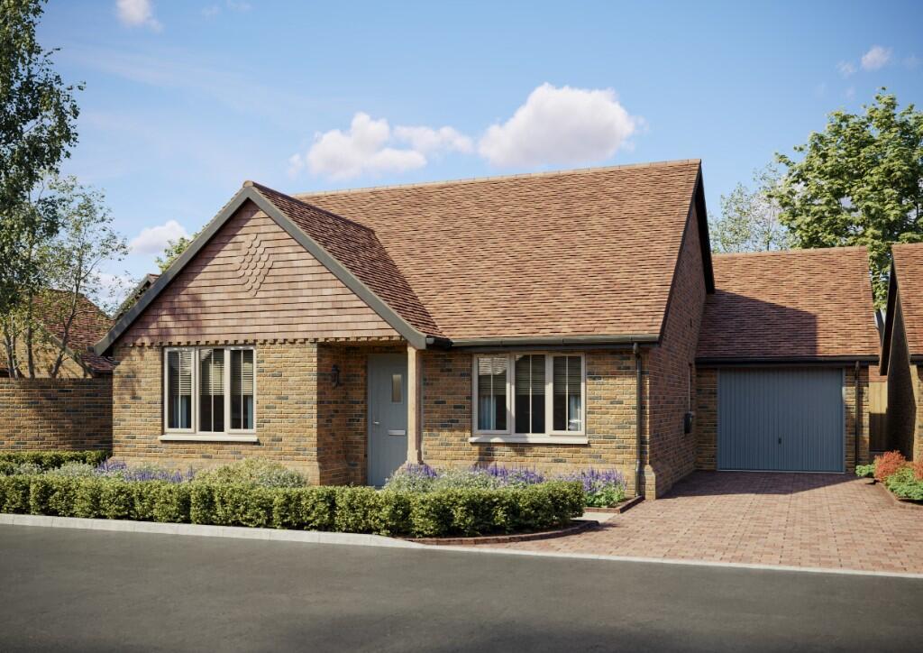 Main image of property: View Road, 
Cliffe Woods, 
Rochester, 
ME3 8JQ