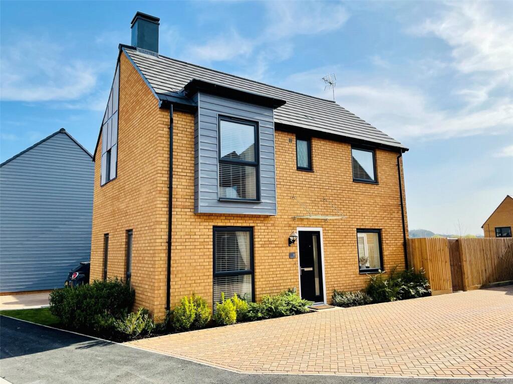 Main image of property: Centurion Way, Houghton Regis, Dunstable