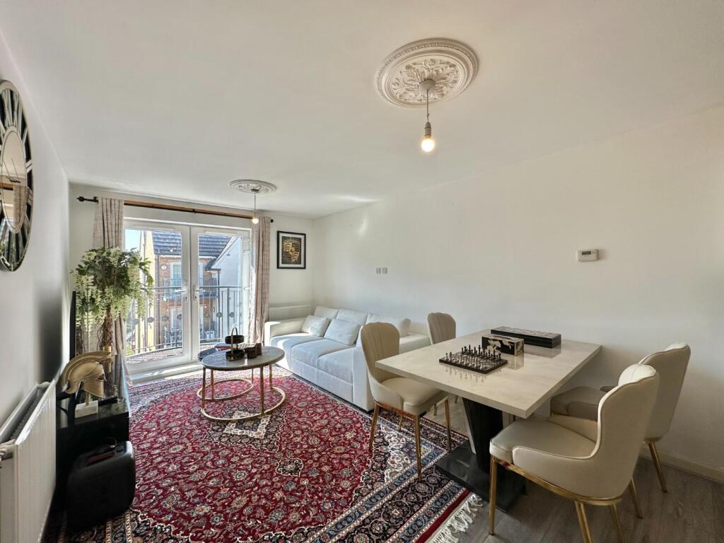 Main image of property: Spa House, Varcoe Gardens, Hayes, UB3 2FH