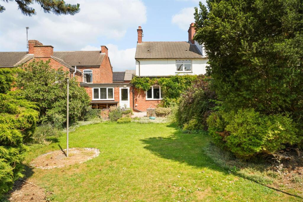 House in Rushden, North Northamptonshire - View 5