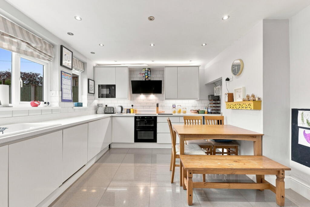 House in Nottingham - View 5