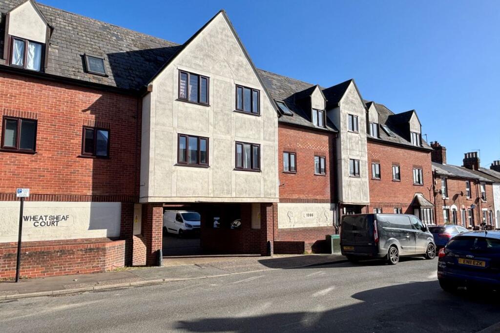 Main image of property: Flat 15 Wheatsheaf Court, Kendall Road, Colchester, Essex, CO1 2BU