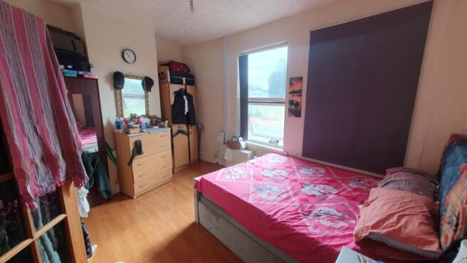 FLAT 371 STOCKFIELD ROAD