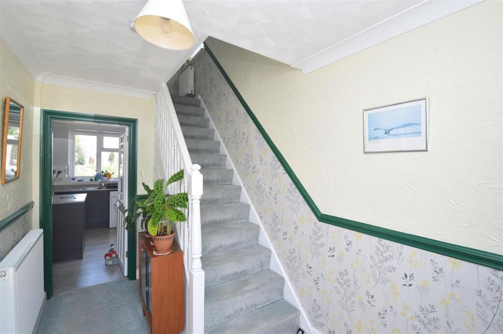 House in East Cowes, Isle of Wight - View 5