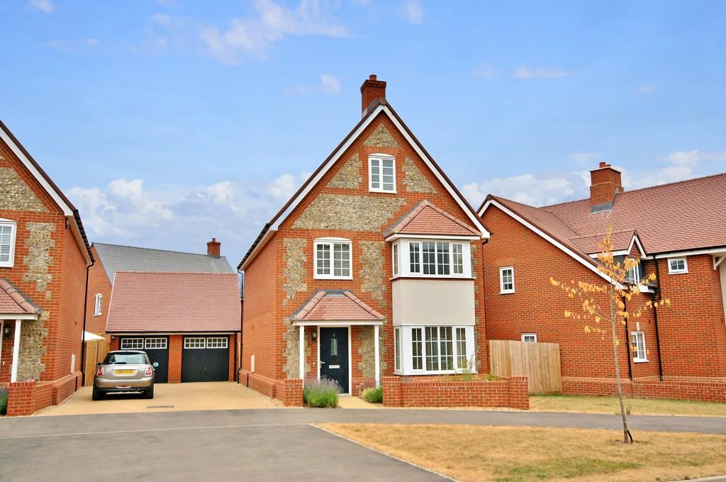 Main image of property: Elizabeth II Avenue, Berkhamsted, Hertfordshire, HP4