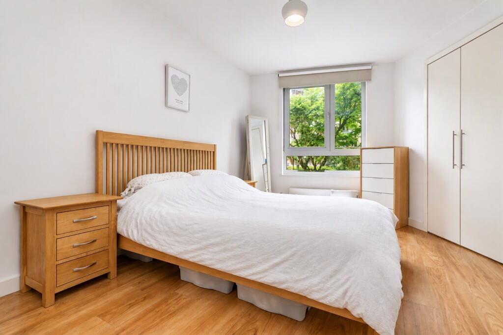 Apartment in London - View 5