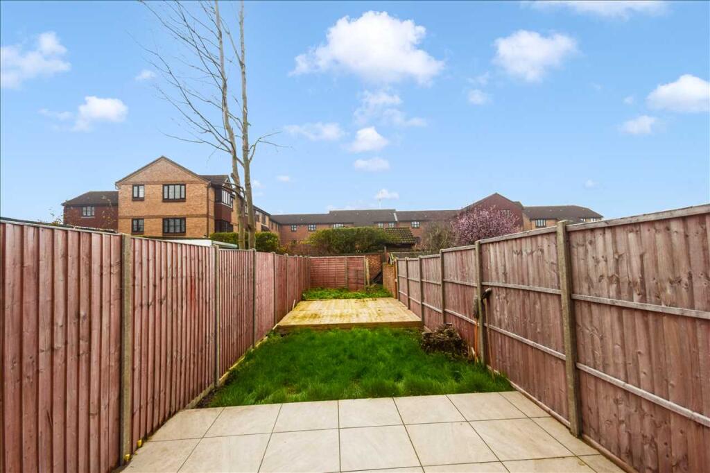 Main image of property: Oakwood Avenue, Mitcham