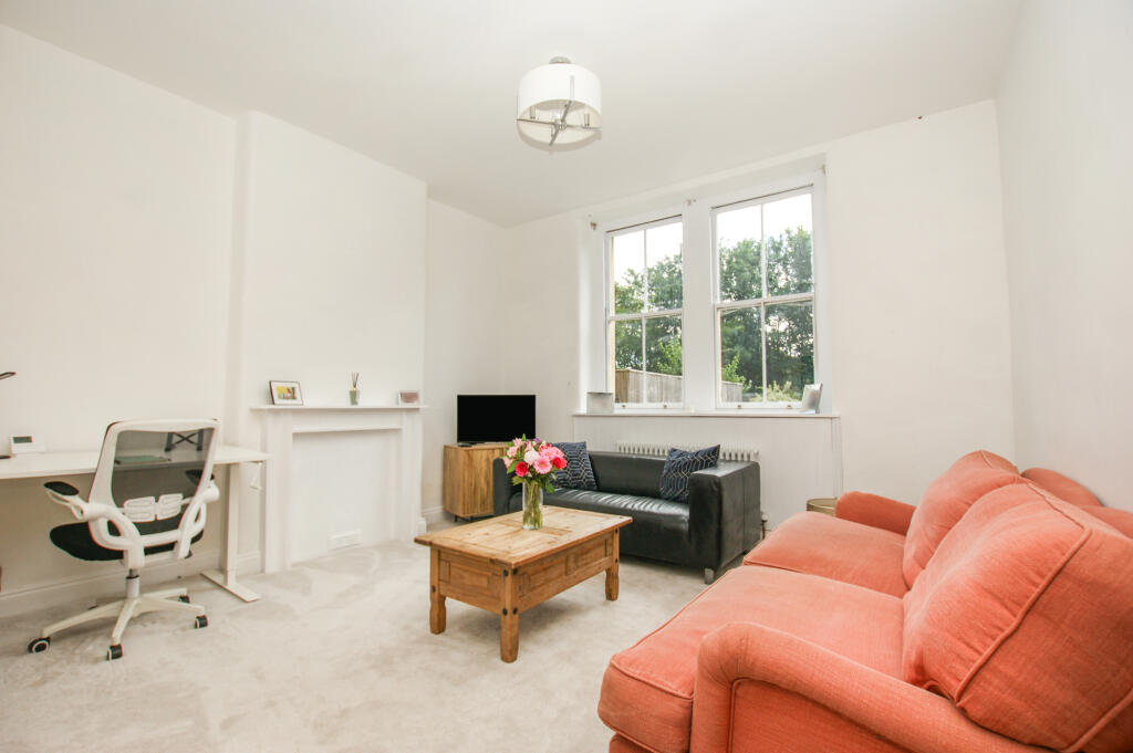 Apartment in Bath, Newbridge - View 2