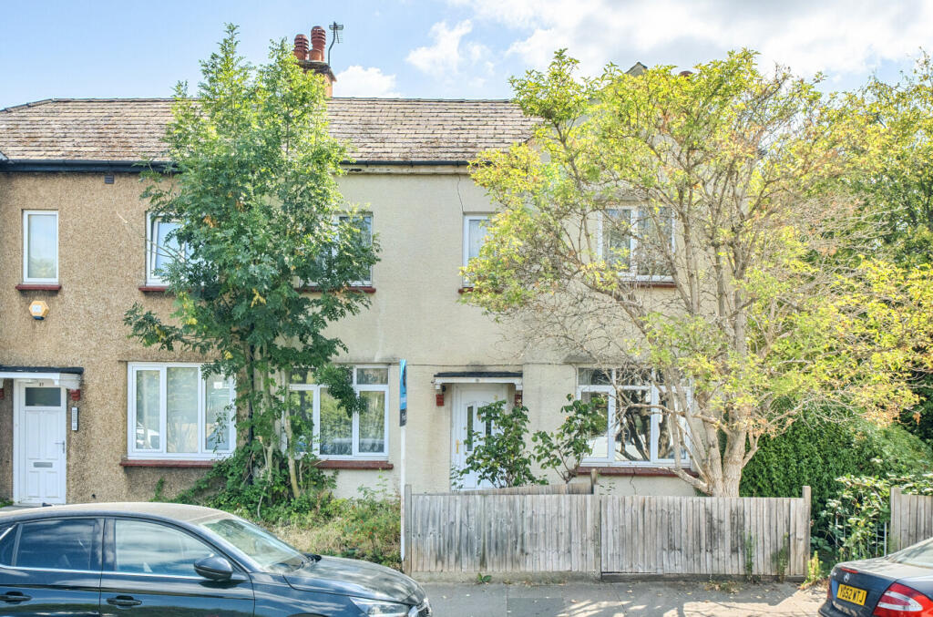 House in London - View 2