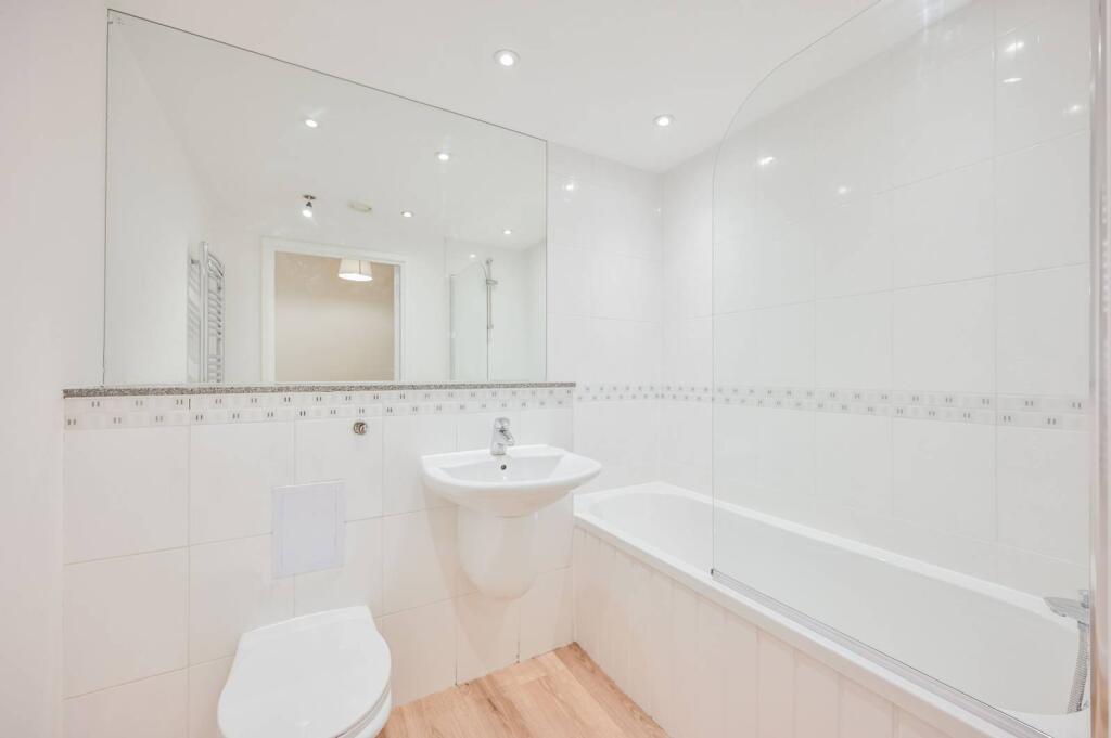 Main image of property: Icona Building, Stratford, London, E15