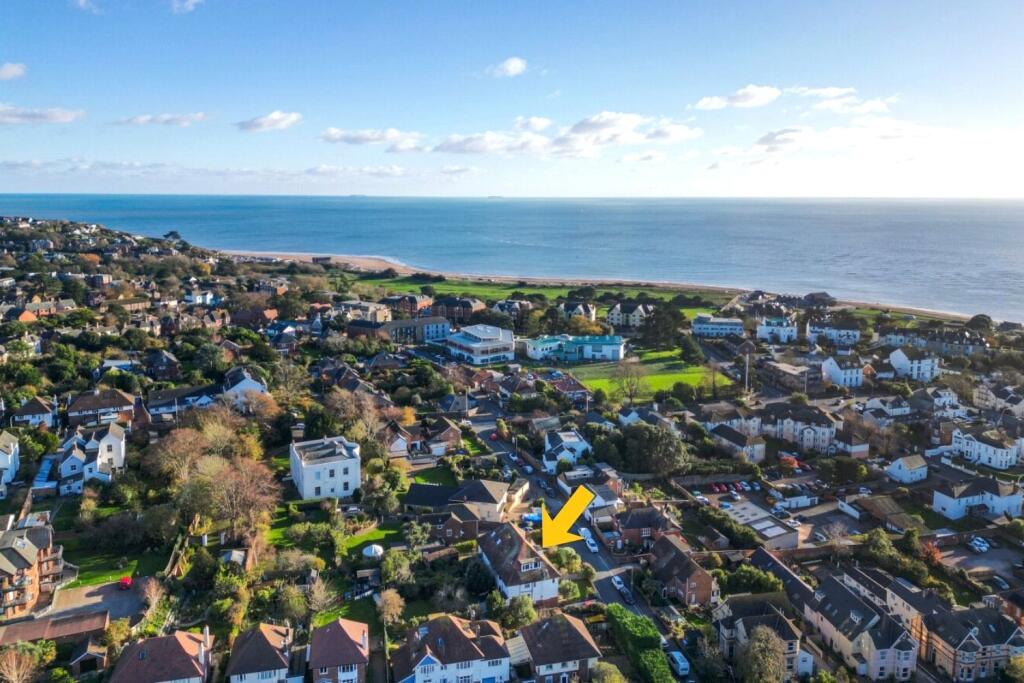 5-bed semi-detached on Exmouth, Devon, £695,000