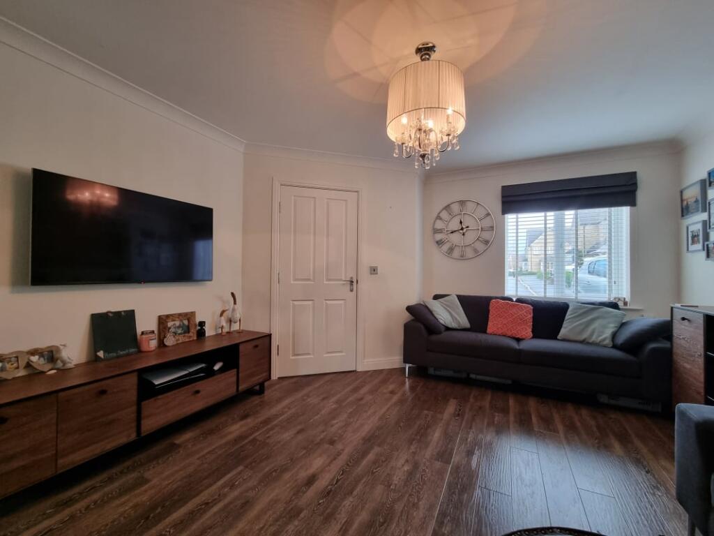 Blackbrook Drive, Chinley, SK23 photo 3