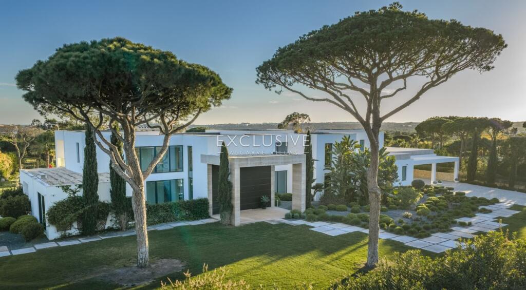 Main image of property: Algarve, Vilamoura