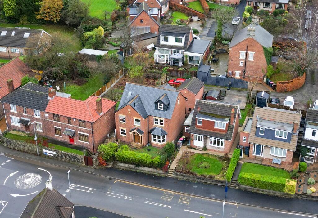 5-bed detached on Union Street, Harthill, S26, £350,000