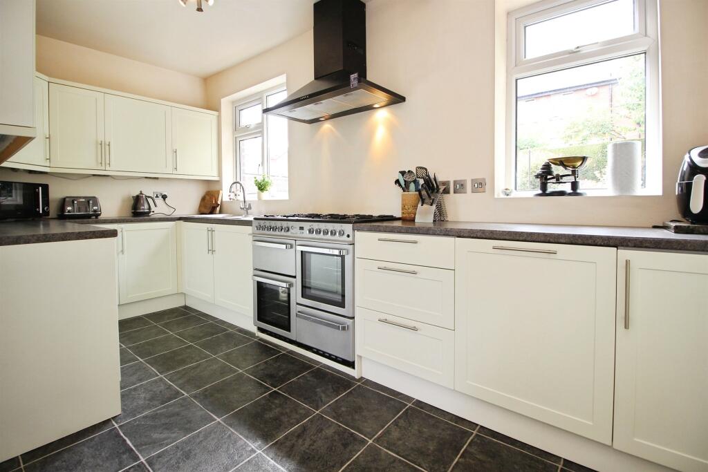 House in Kirklees, West Yorkshire - View 3