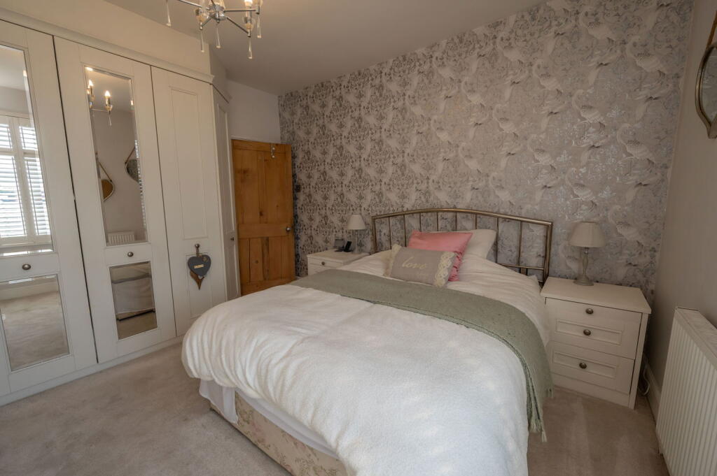 Additional image 10 of Extended home with stunning open-plan kitchen & garden room – Bissell St, Quinton, Birmingham B32 1AH