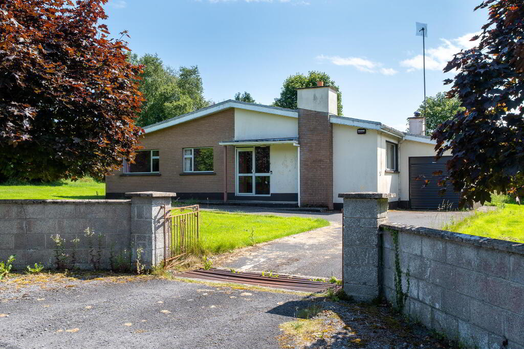 Main image of property: Glanleam, Castlequarter, Coosan, Athlone