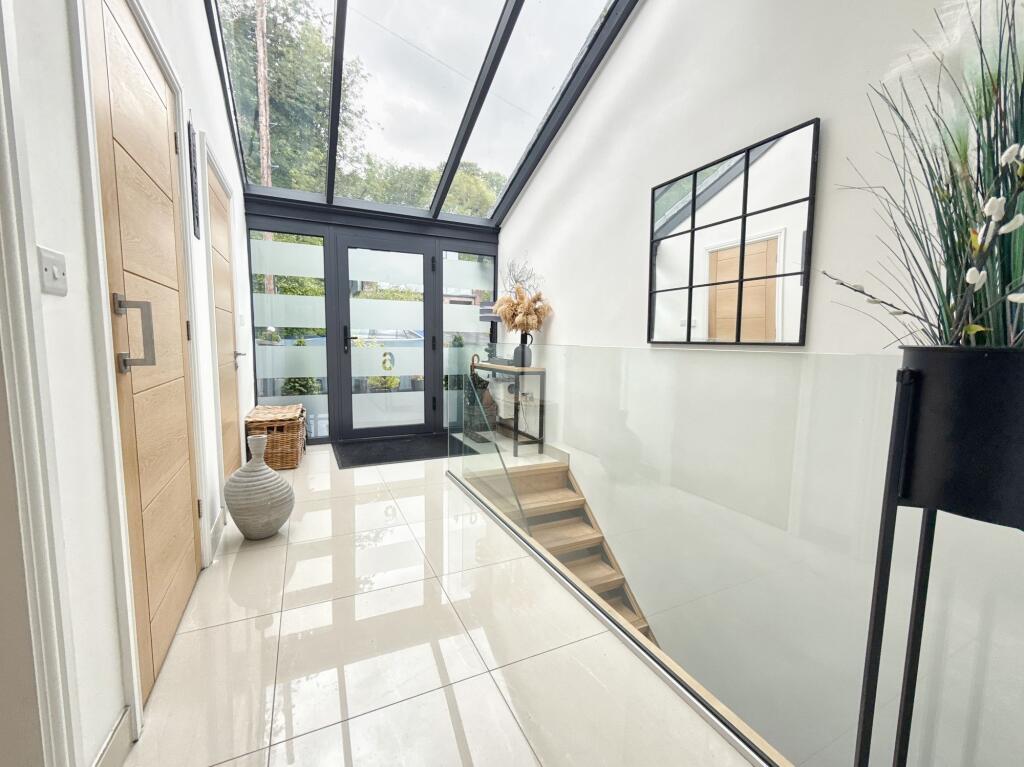 House in Coytrahen, Bridgend - More