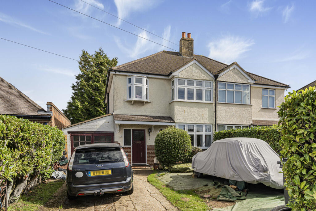 3-bed semi-detached on Homefield Road, Coulsdon, CR5, £500,000