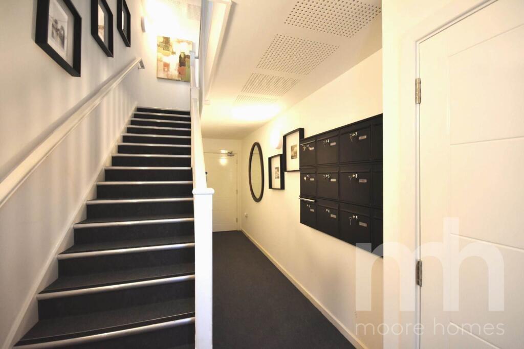Apartment in Stockport - More