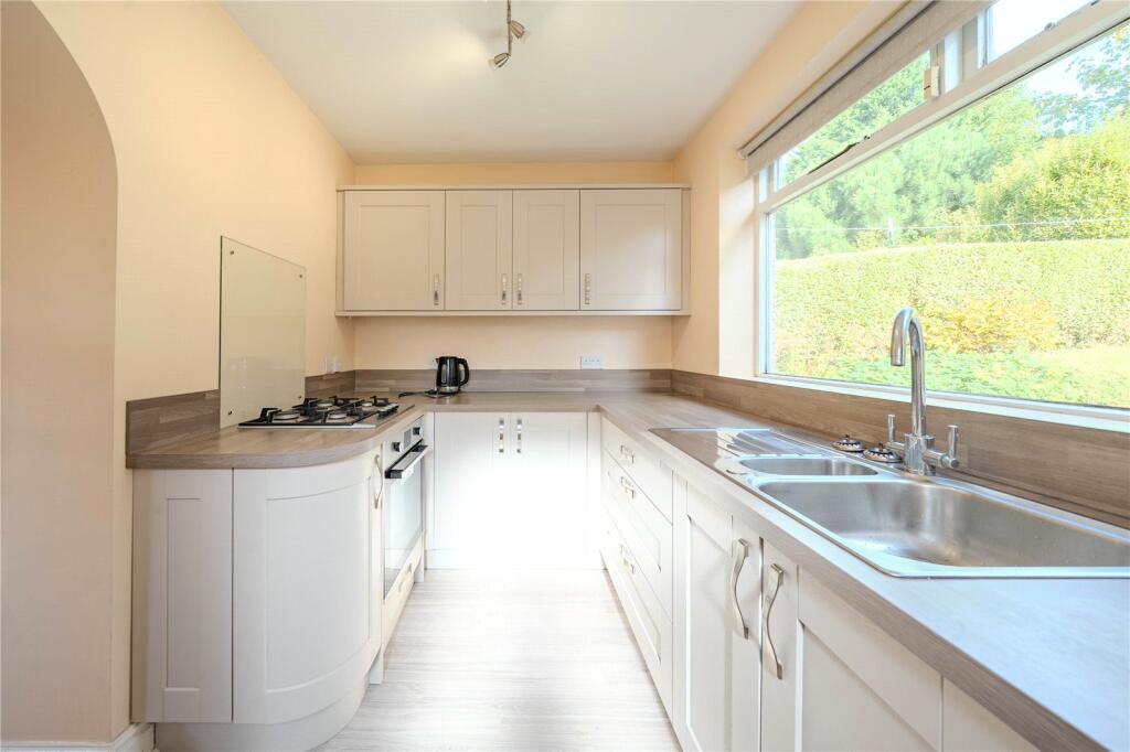 House in Leeds, West Yorkshire - View 3