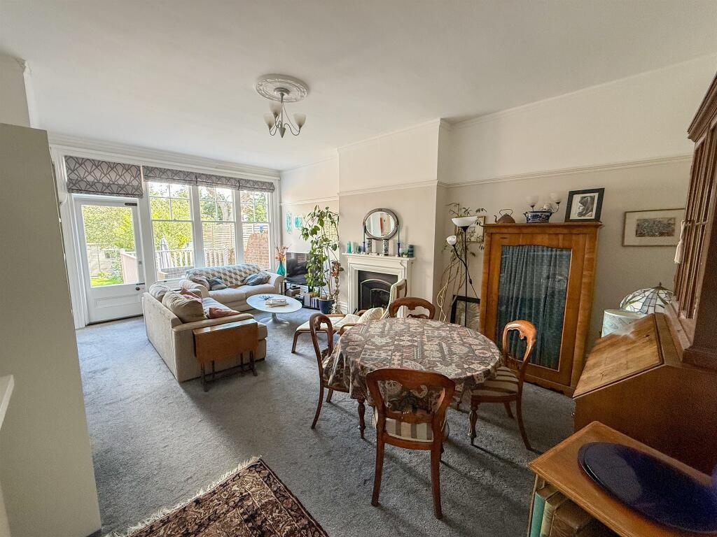 Apartment in Brighton - View 2