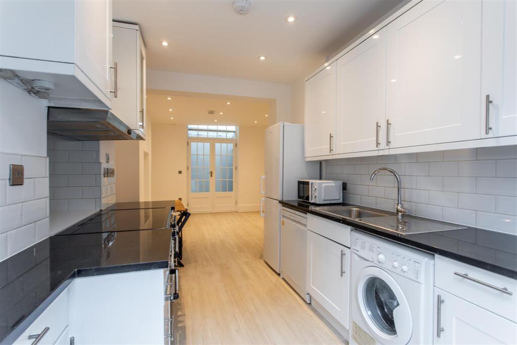 Pearson Street, Hoxton, E2 photo 3