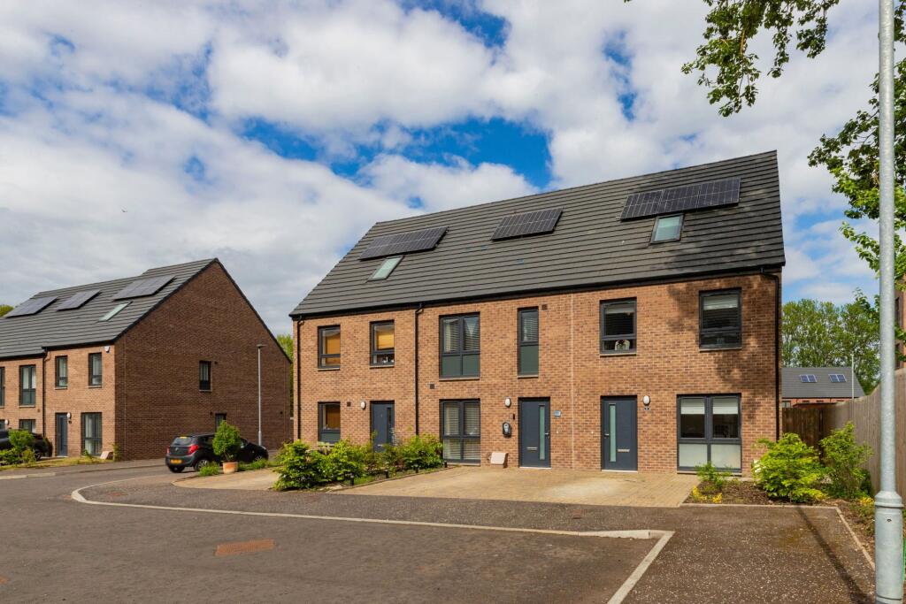 Main image of property: Maida Row, Glasgow