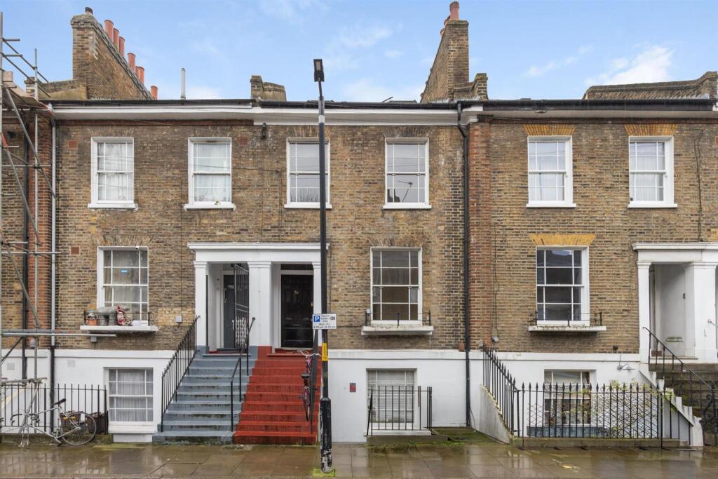 Main image of property: Sears Street, London