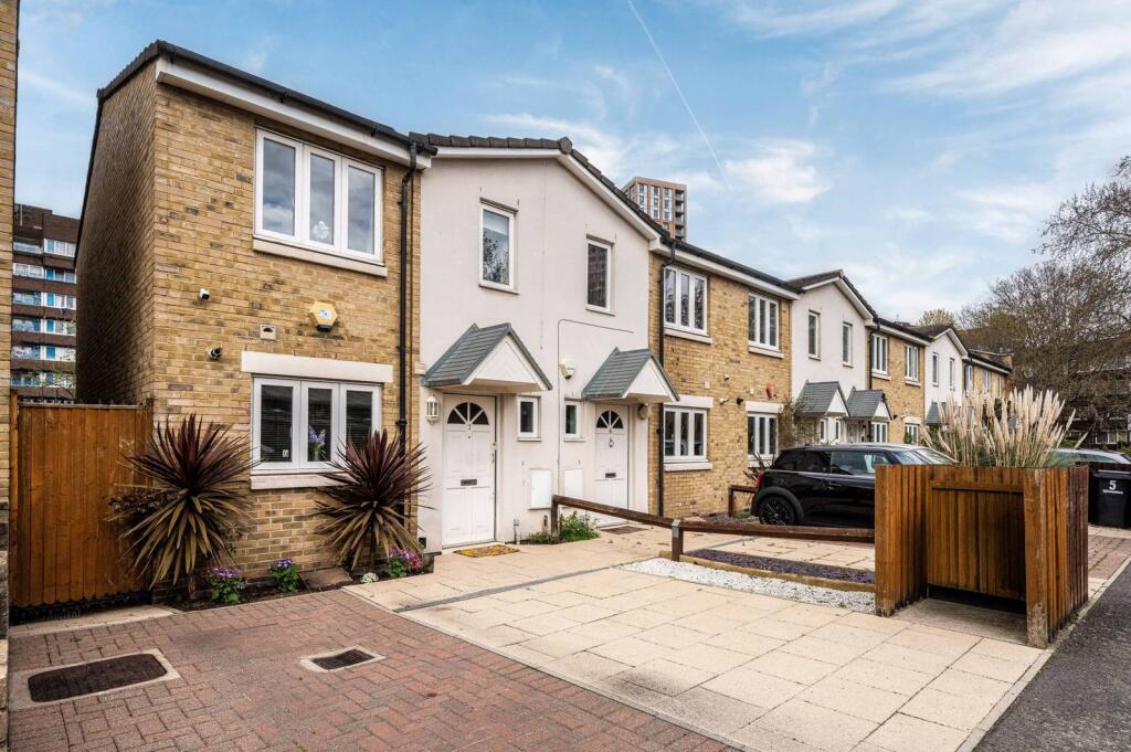 Main image of property: Clayton Drive, Greenwich, London, SE8