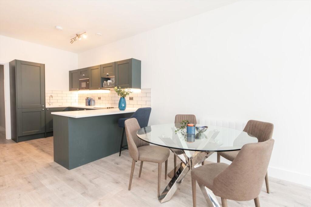 Apartment in London - View 4