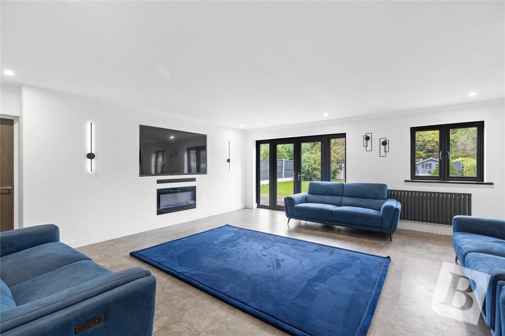 House in Romford - View 3
