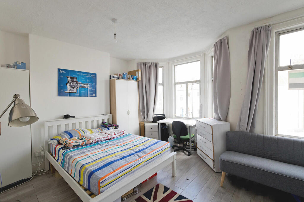 Main image of property: Roseberry Gardens, Haringey