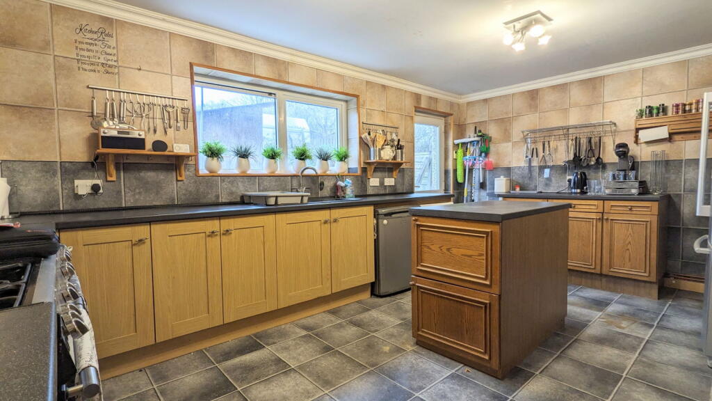 Helmsdale, Skelmersdale, WN8 6QG photo 4