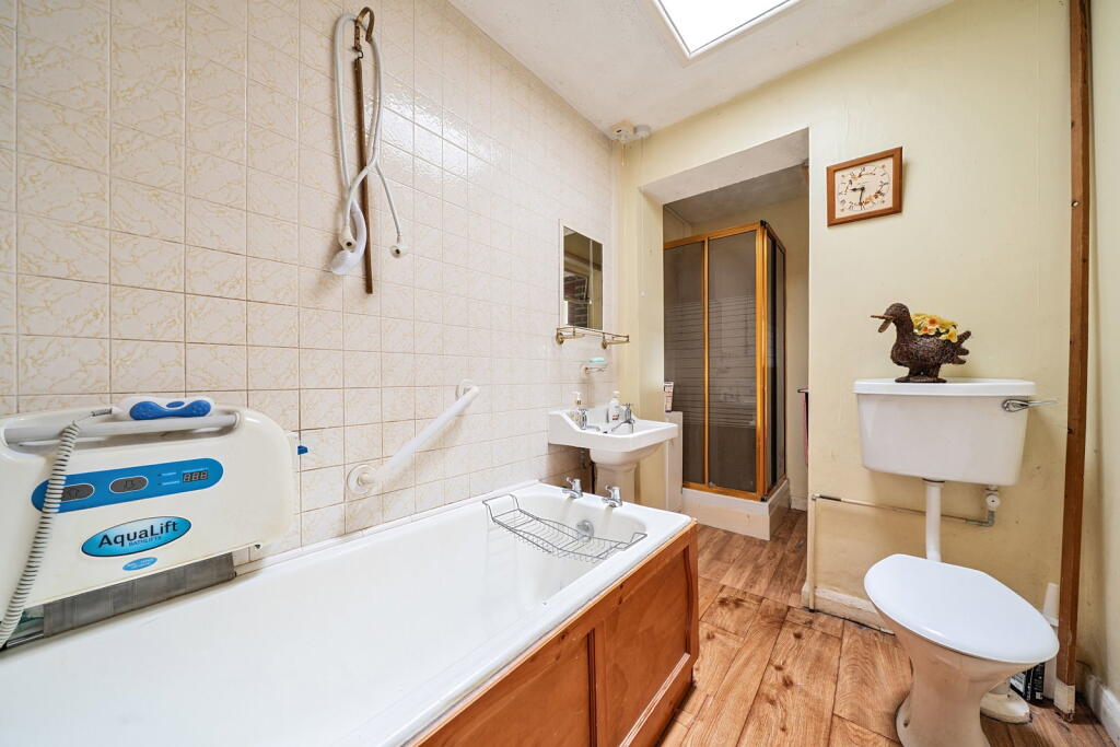House in Reading - View 5