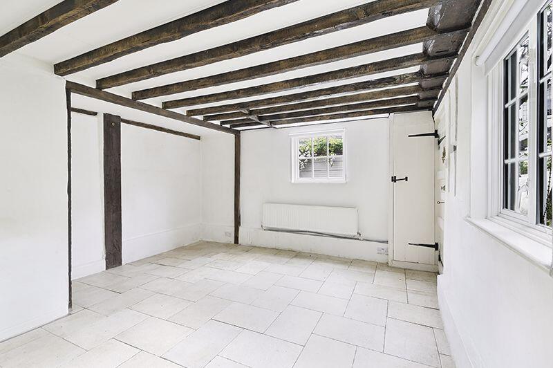 House in Redhill - View 5