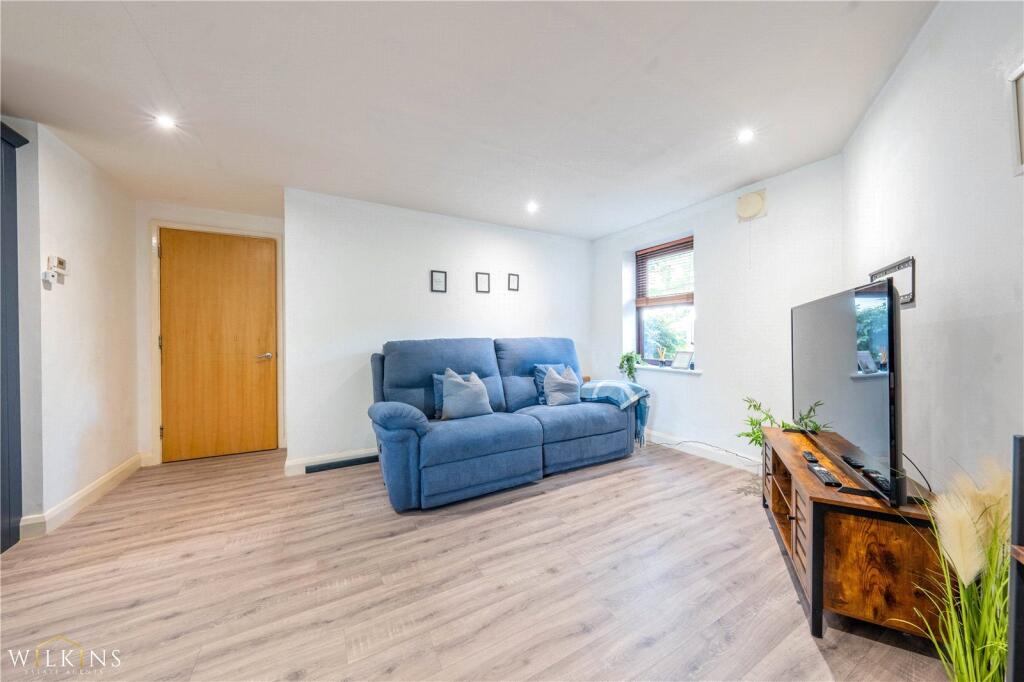 Apartment in Tamworth, Bolehall - View 3
