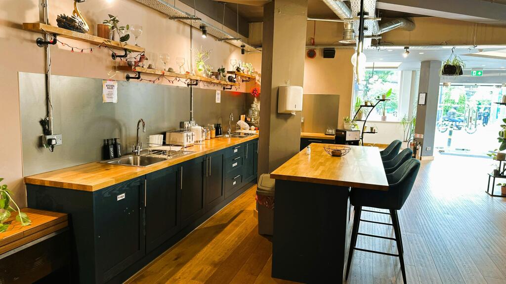 64 Great Eastern Street ground floor reception 2.jpg
