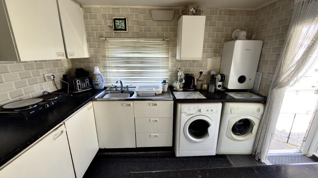 House in Weston-super-Mare, North Somerset - More