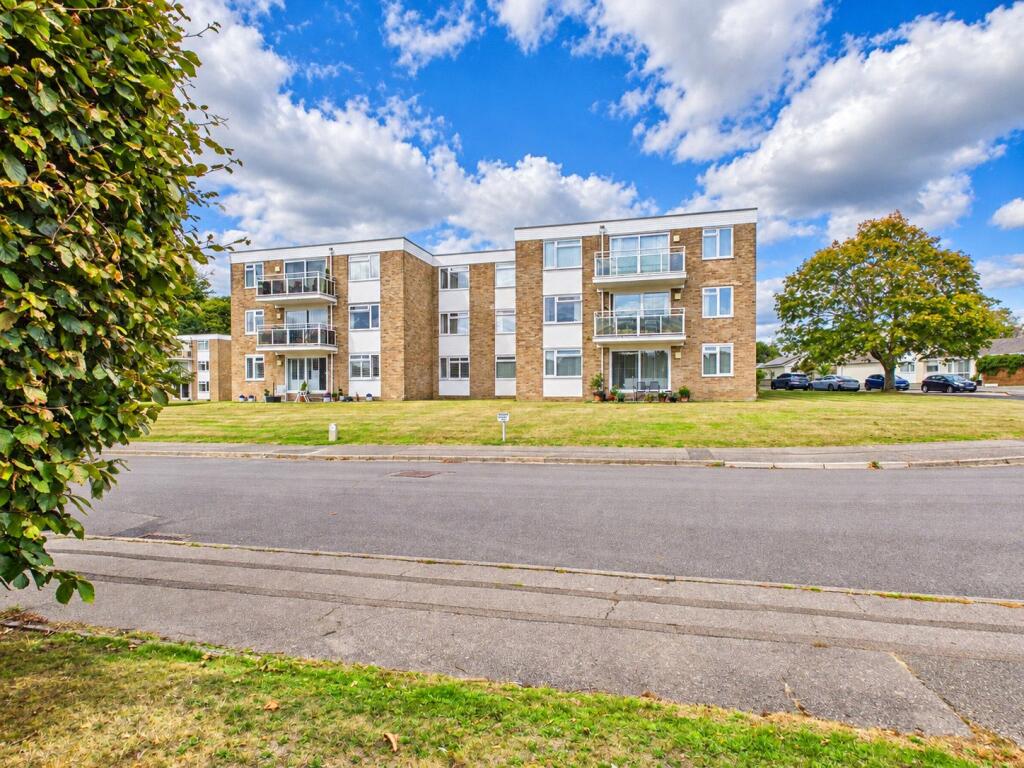 Main image of property: Earlsdon Way, Highcliffe, Christchurch, Dorset, BH23