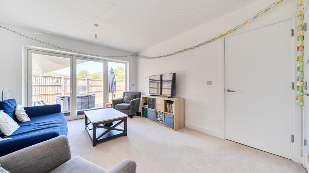 House in Cambridge - View 5