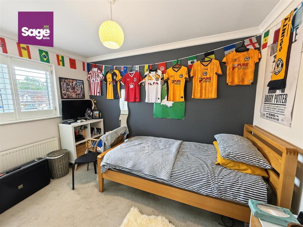 House in Newport, Cefn, Rogerstone - More