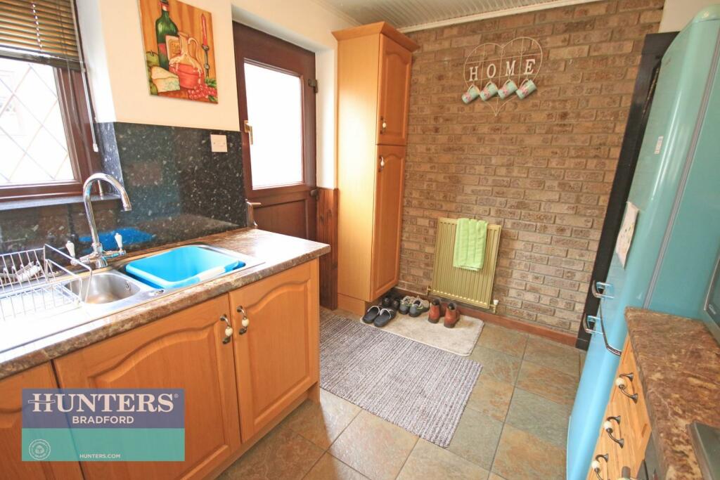 Additional image 11 of 503 & 503A, Sticker Lane, Laisterdyke, Bradford, West Yorkshire, BD4 8RB