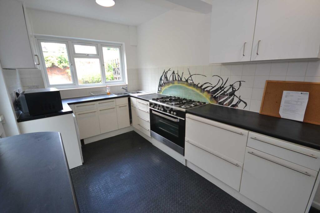 House in Reading - View 4