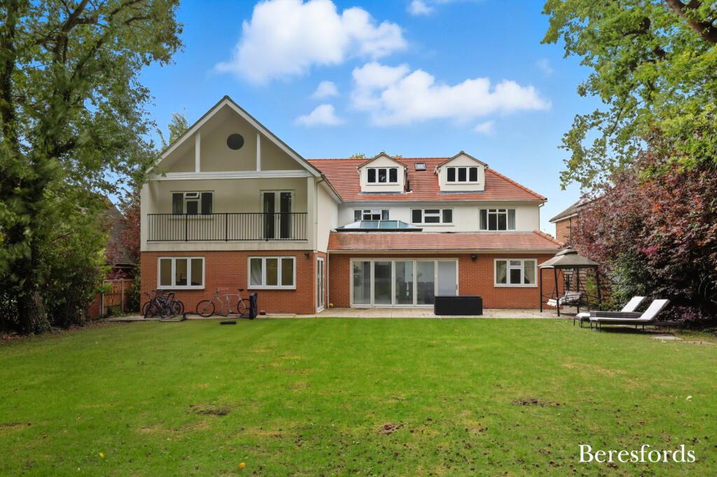 Main image of property: Widworthy Hayes, Hutton, CM13