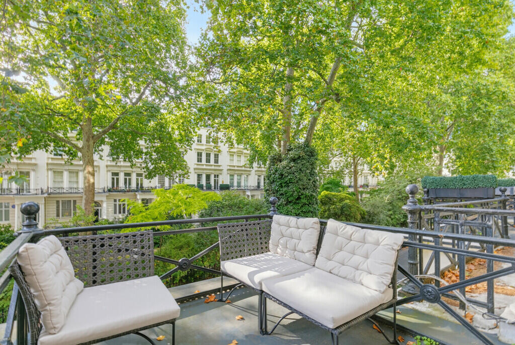 Apartment in London, Knightsbridge - View 4