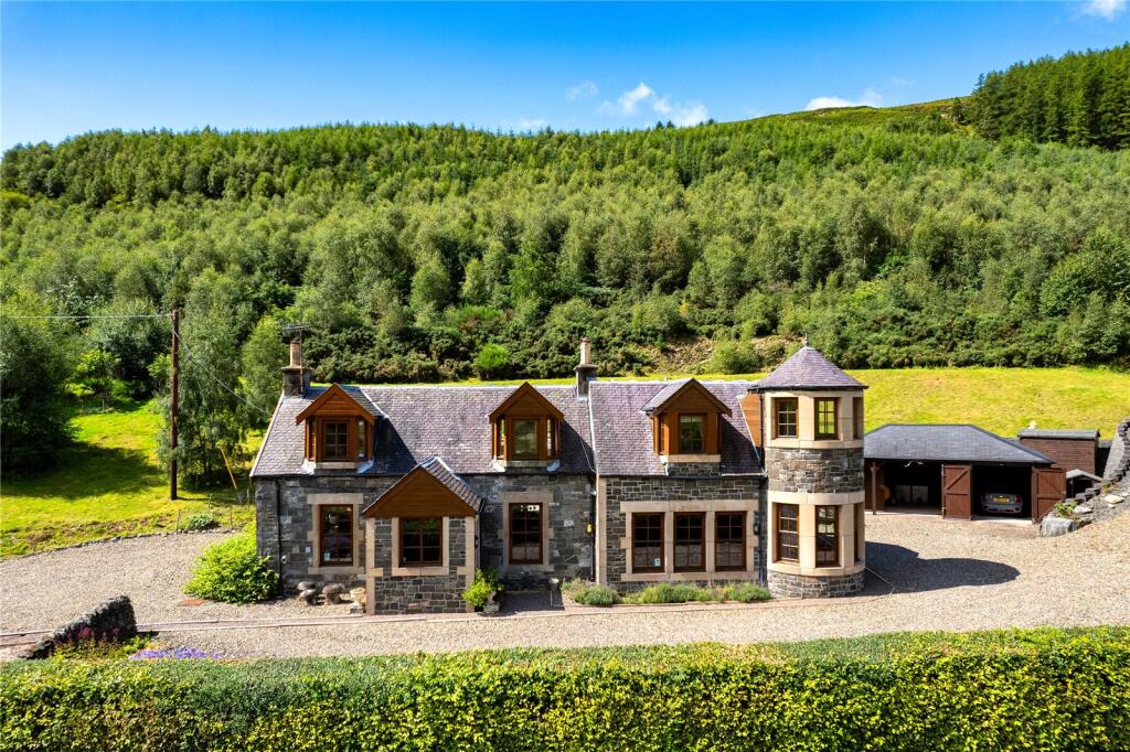 Main image of property: Rowanbank, Broughton, Biggar, Lanarkshire, ML12