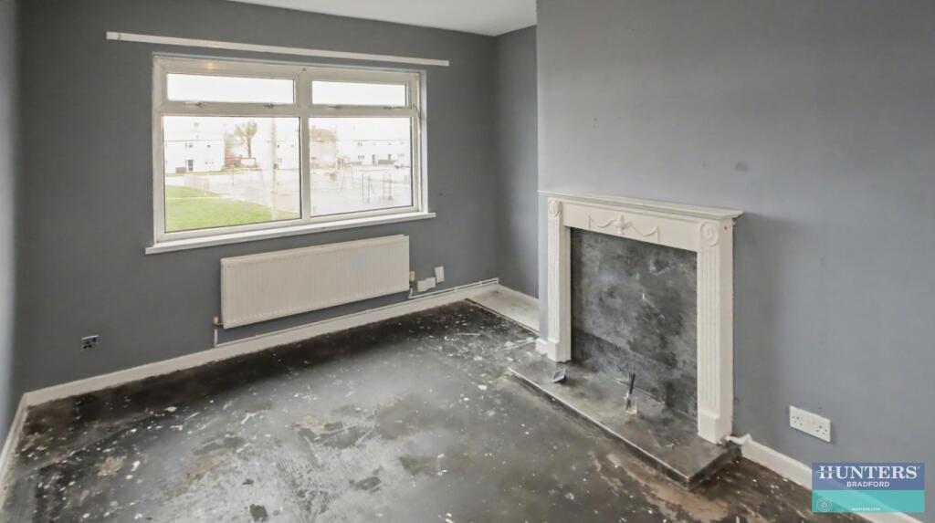 Crossdale Avenue Bradford, West Yorkshire, BD6 2AS photo 4