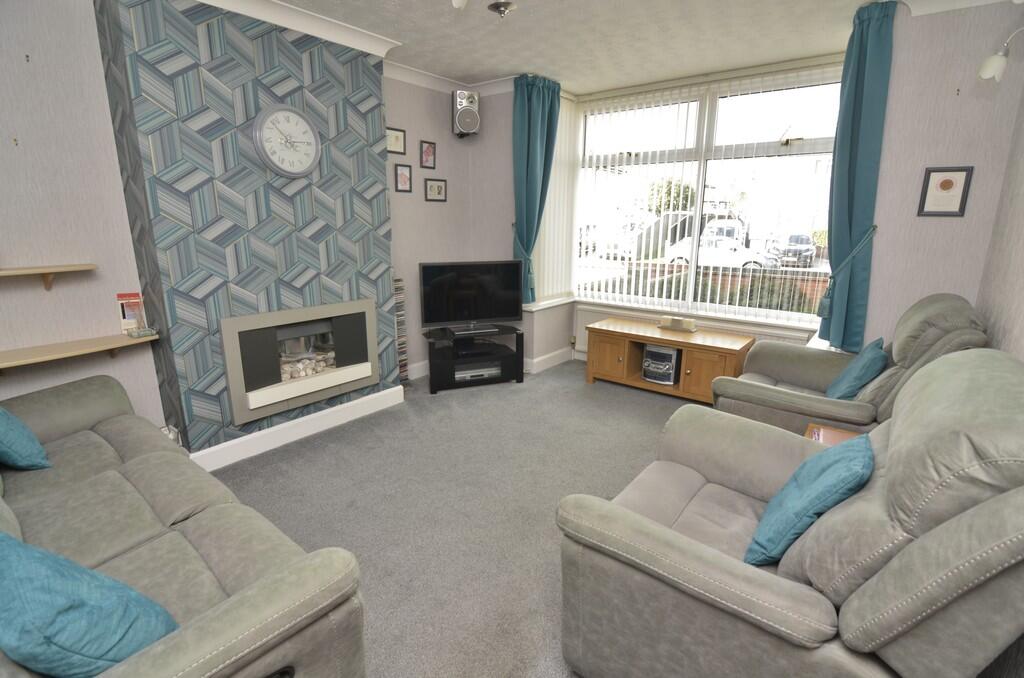 House in East Suffolk, Felixstowe - More